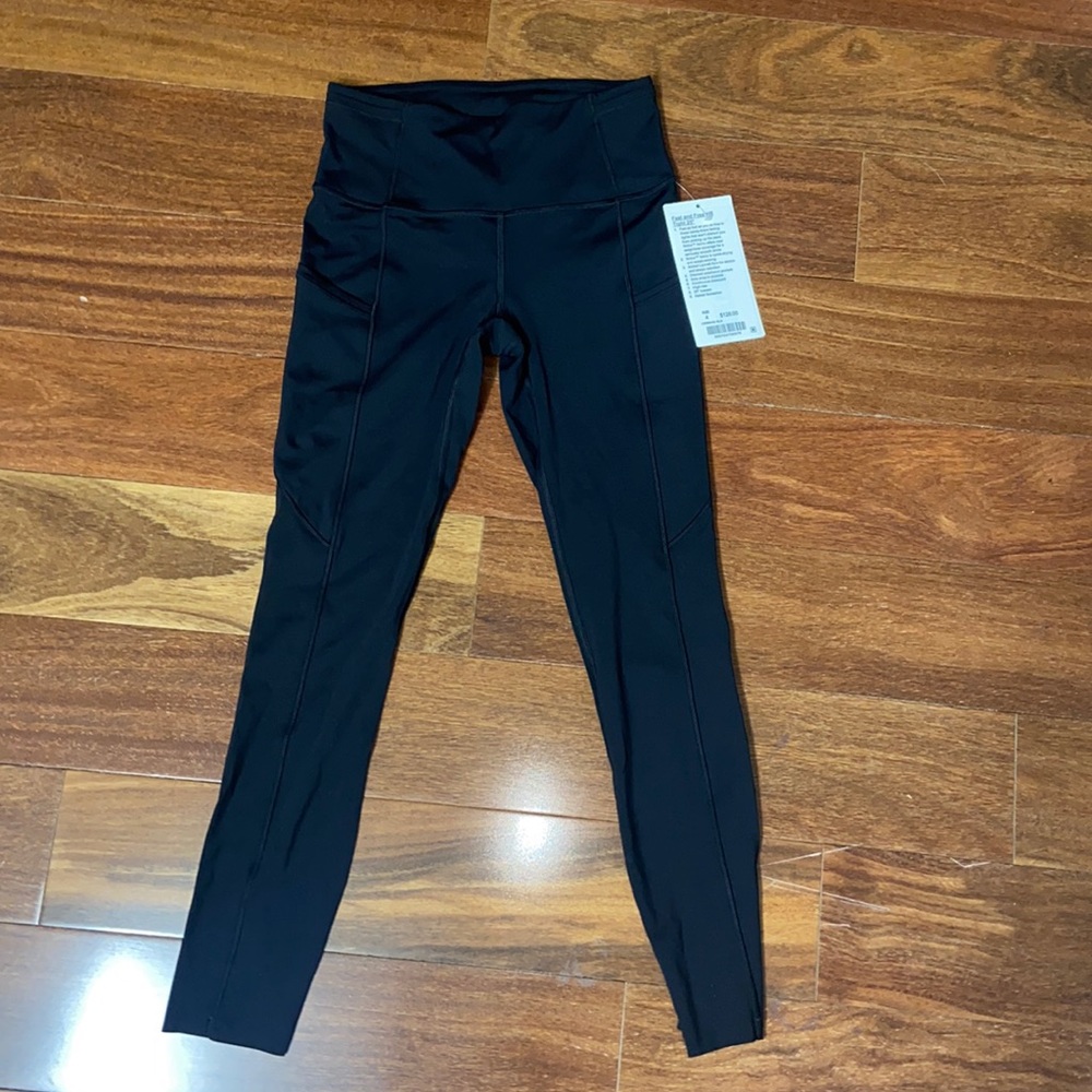 Lululemon Black Fast and Free High Rise Tights 25”